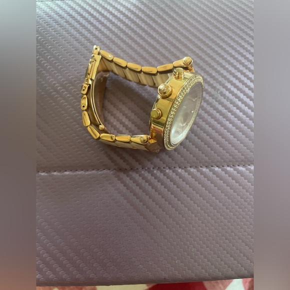 Michael Kors Women’s Chronograph Parker Watch - Picture 3 of 6